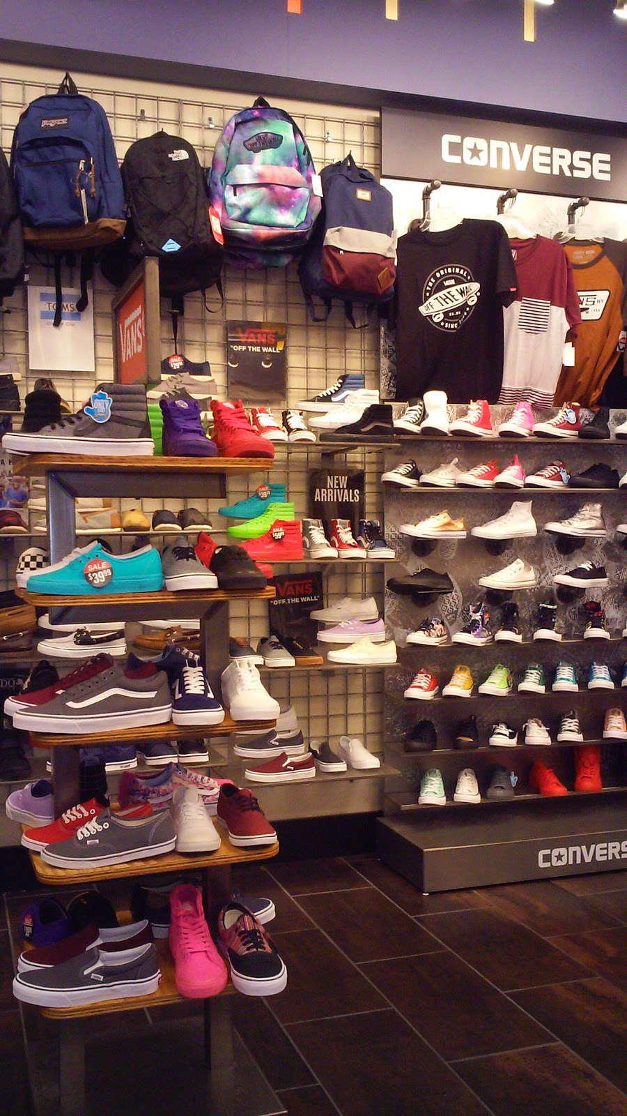 Journeys | 9315 W Atlantic Blvd, Coral Springs, FL 33071 | Phone: (954) 752-9028