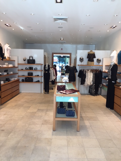 Anne Fontaine | 2110 Northern Blvd, Manhasset, NY 11030, USA | Phone: (516) 627-1256
