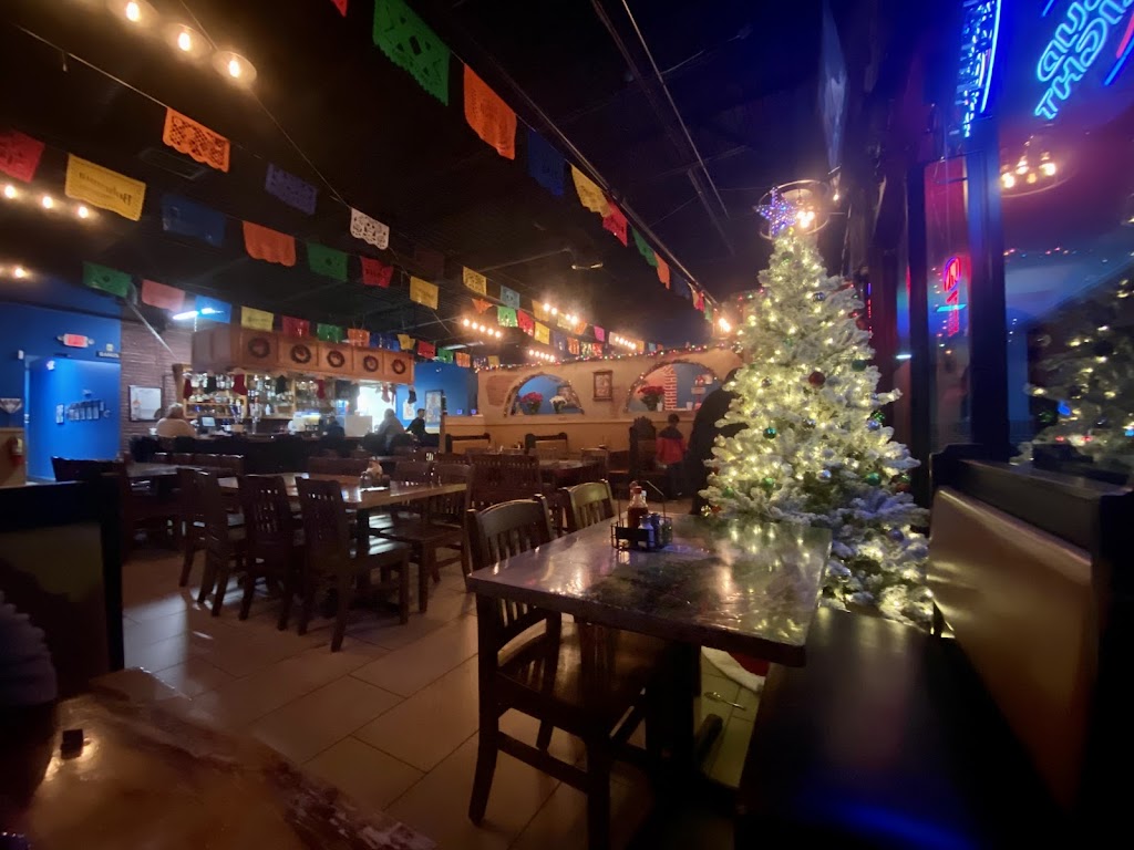 Cancun Mexican Restaurant and Grill | 4451 Towne Lake Pkwy #200, Woodstock, GA 30189, USA | Phone: (770) 693-4680