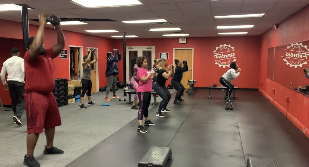 Total Circuit Fitness | 1015 W Sylvania Ave, Toledo, OH 43612, USA | Phone: (419) 290-6585