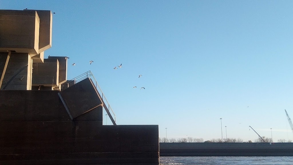 Melvin Price Lock And Dam | Mississippi River, Alton, IL 62002, USA | Phone: (618) 462-1713