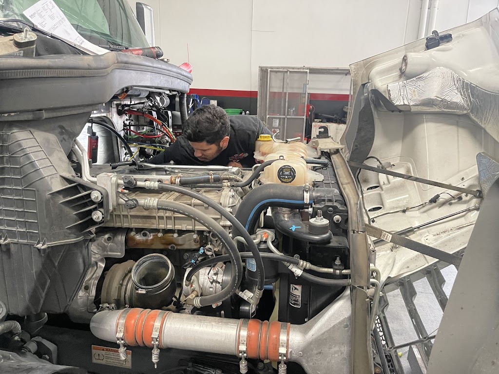 BIT Fleet Service Inc | 6596 Box Springs Blvd, Riverside, CA 92507, USA | Phone: (951) 243-2402