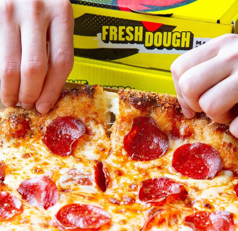 Hungry Howies Pizza | 4506 McIntosh Rd, Dover, FL 33527, USA | Phone: (813) 578-4500