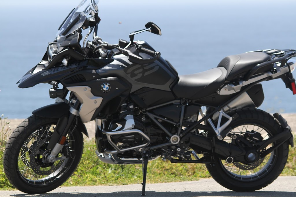 Live 100 Moto Motorcycle Rental | 13115 Yukon Ave, Hawthorne, CA 90250, USA | Phone: (310) 895-4523