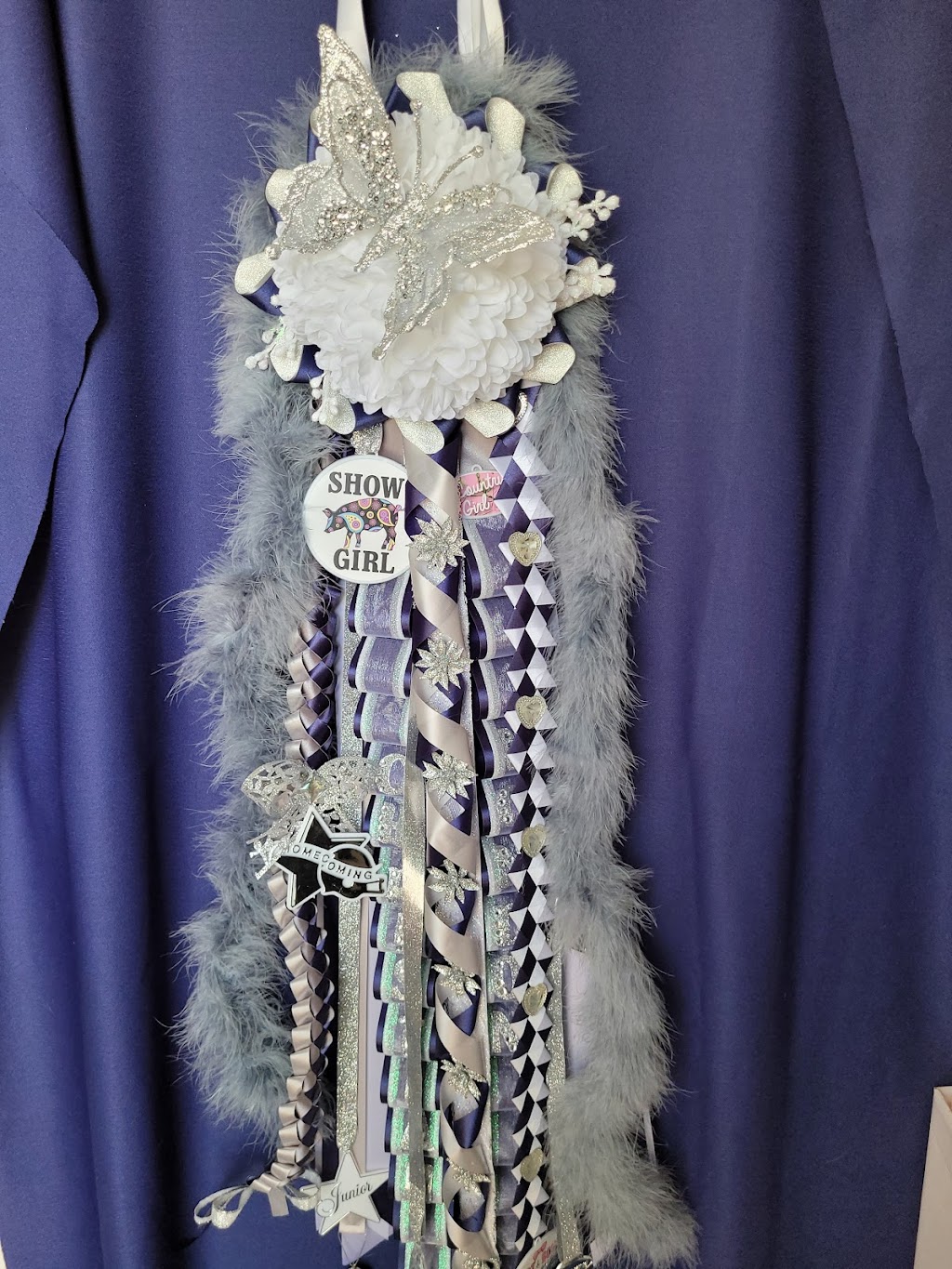 Crazy Cats Mums and Garters | Joy Grace Dr, Haltom City, TX 76137, USA | Phone: (817) 319-7137