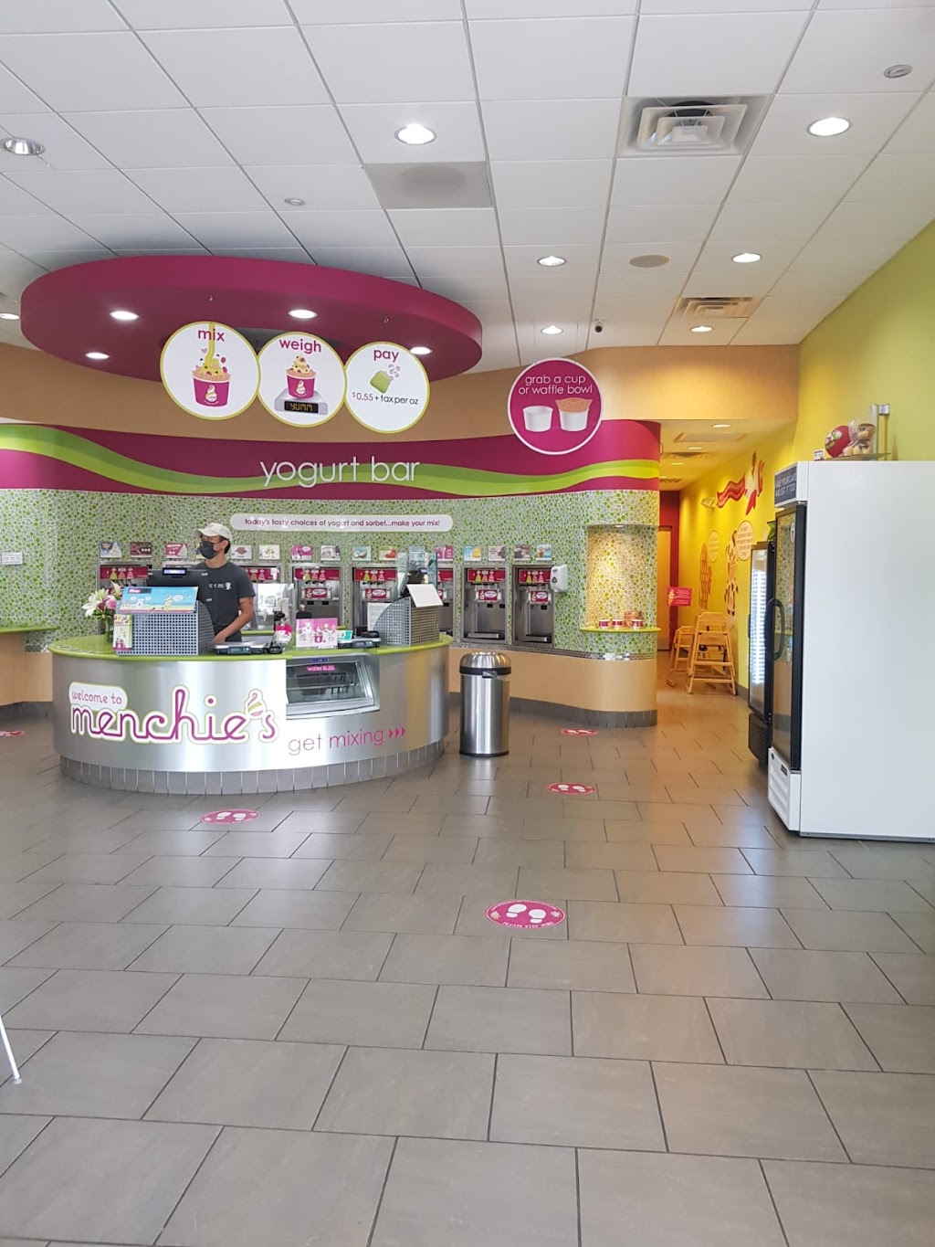 Menchies Frozen Yogurt | 4711 Hope Valley Rd Ste 6E, Durham, NC 27707, USA | Phone: (919) 908-9330