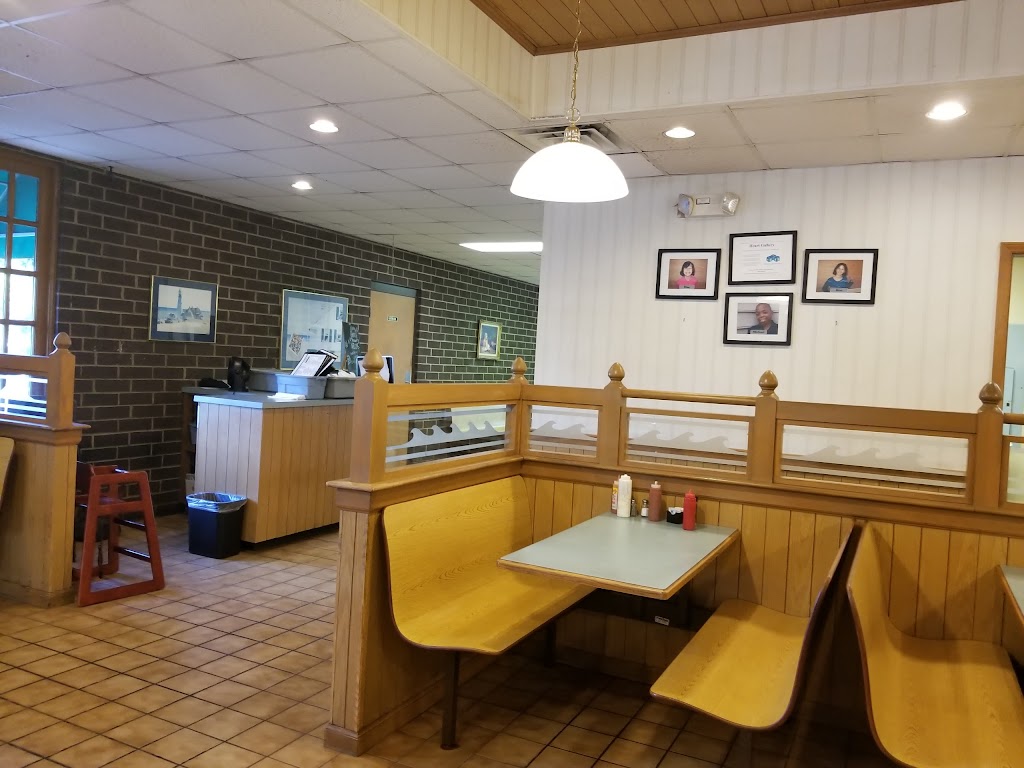 Libby Hill Seafood Restaurants | 1629 Freeway Dr., Reidsville, NC 27320, USA | Phone: (336) 342-2939