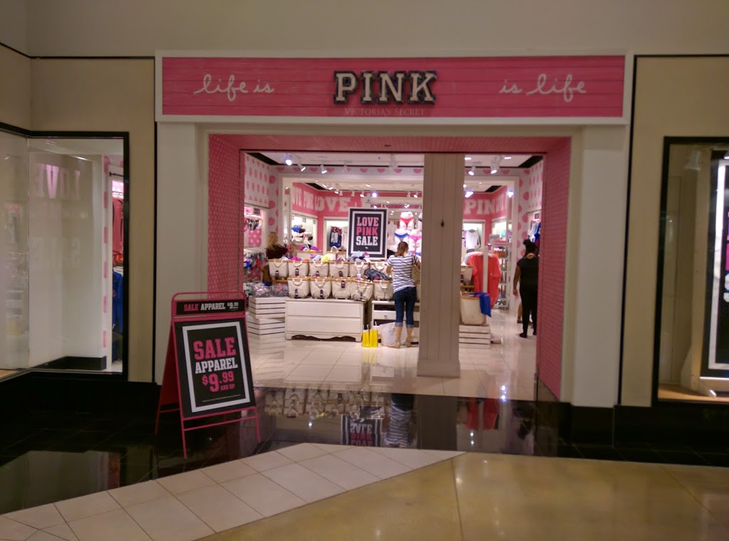 Victorias Secret & PINK | 3000 Grapevine Mills Pkwy, Grapevine, TX 76051 | Phone: (972) 355-0649