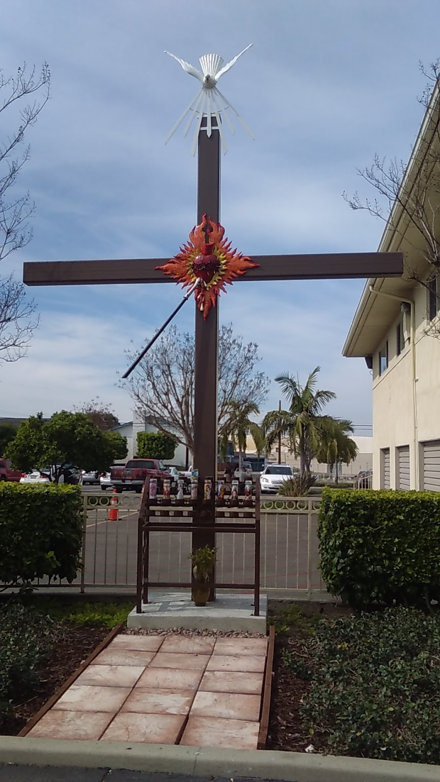 Saint Justin Martyr’sCatholic Church | 2050 W Ball Rd #5415, Anaheim, CA 92804, USA | Phone: (714) 774-2595