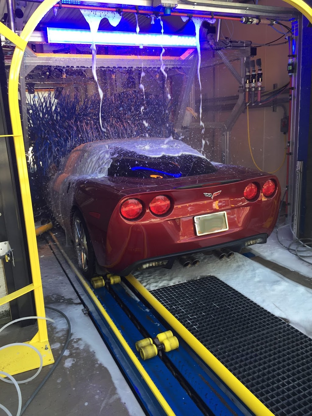 Wash Zone - Carwash | 3155 S Crater Rd, Petersburg, VA 23805, USA | Phone: (800) 605-2734