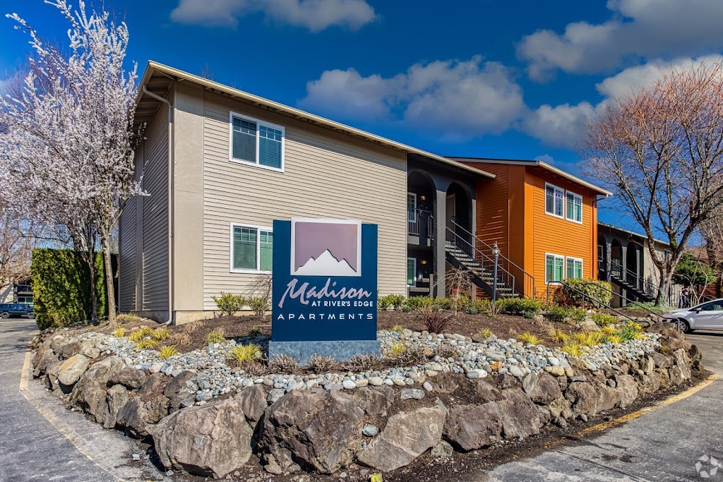 Madison at Rivers Edge | 1741 22nd St NE, Auburn, WA 98002, USA | Phone: (253) 342-4787