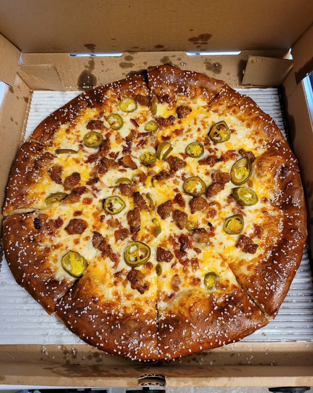 Chubby Charlies Pizza | 5899 Dixie Hwy, Independence Charter Township, MI 48346, USA | Phone: (248) 599-9444