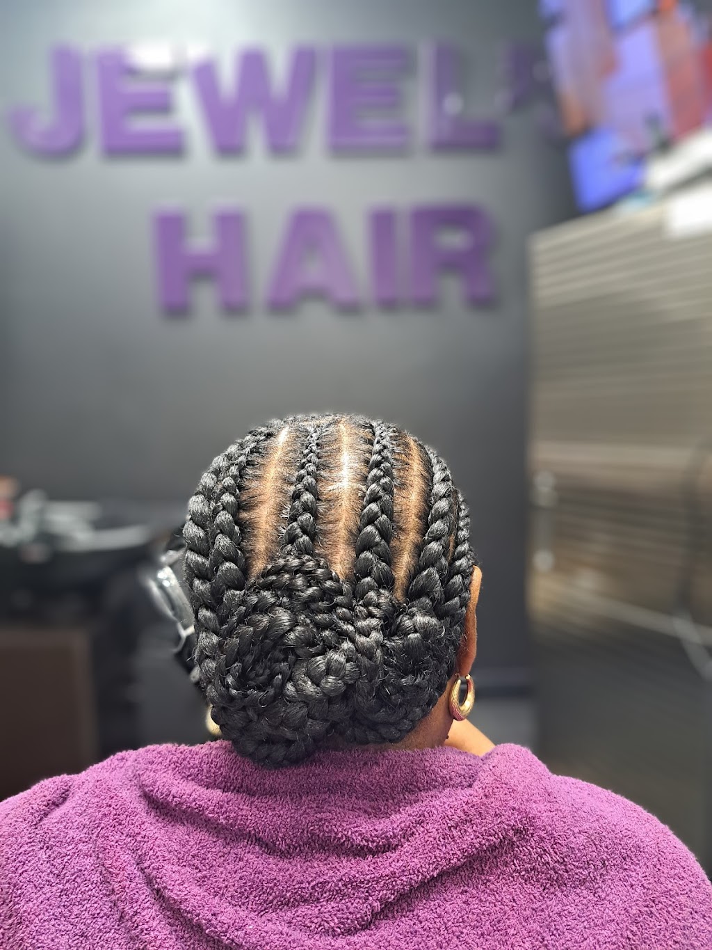 Jewels Hair LLC | 765 S Cotton Ln Suite 218, Goodyear, AZ 85338, USA | Phone: (520) 428-0720