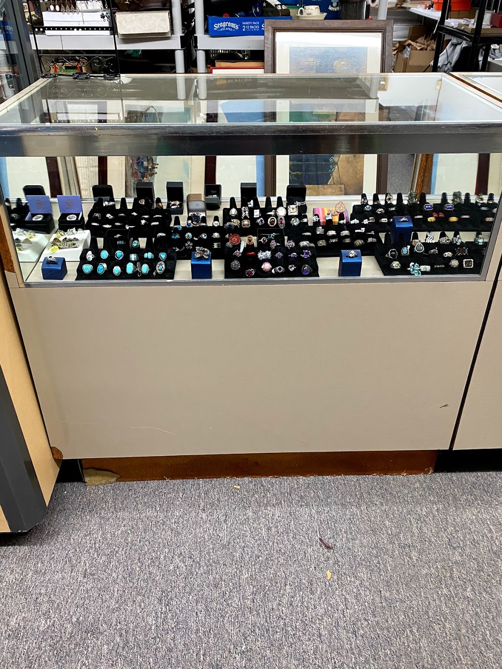 East End Treasures | 500E Garden City Dr, Monroeville, PA 15146, USA | Phone: (412) 646-4625