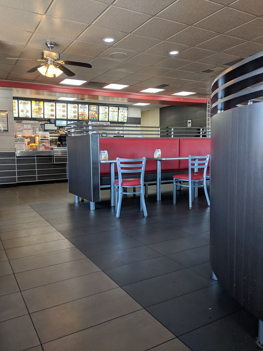 Carls Jr. | 3780 E Sunset Rd, Las Vegas, NV 89120, USA | Phone: (702) 458-5601