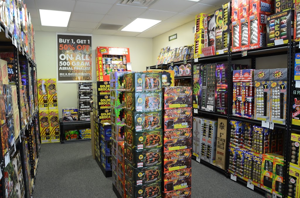 Fuse Fireworks | 3391 US-41 ALT Unit D, Clarksville, TN 37043, USA | Phone: (931) 546-9624