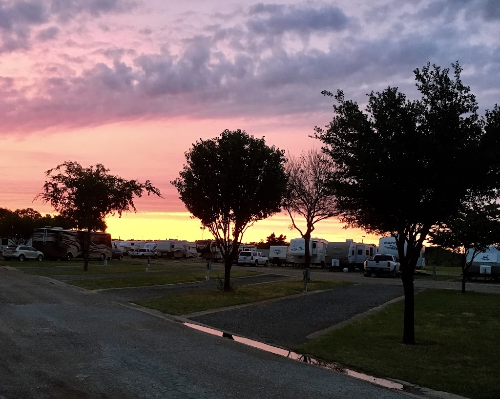 Terrell RV Park | 1450 Champion Road, Terrell, TX 75160, USA | Phone: (469) 836-8026