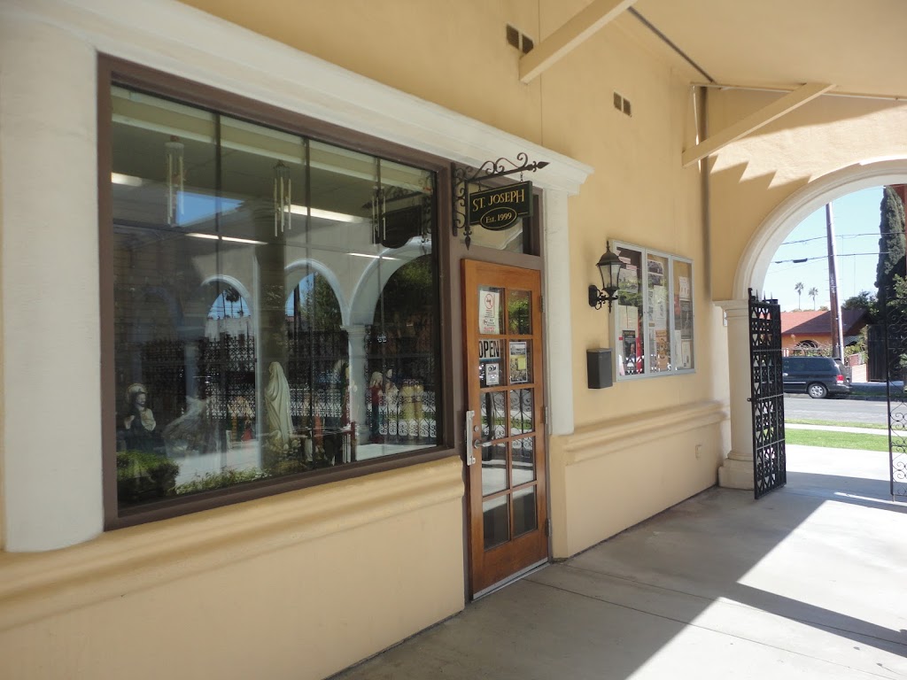 Libreria San Jose - St. Joseph Bookstore | 1015 N Lagoon Ave, Wilmington, CA 90744, USA | Phone: (310) 952-1965