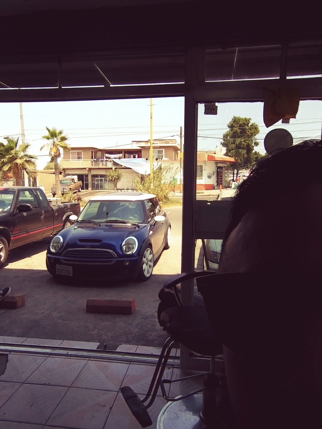 Ghetto Barber Shop | 10589 22206, Ignacio Allende, Matamoros Norte-Centro-Sur, Mariano Matamoros, 22206 Tijuana, B.C., Mexico | Phone: 664 558 0760