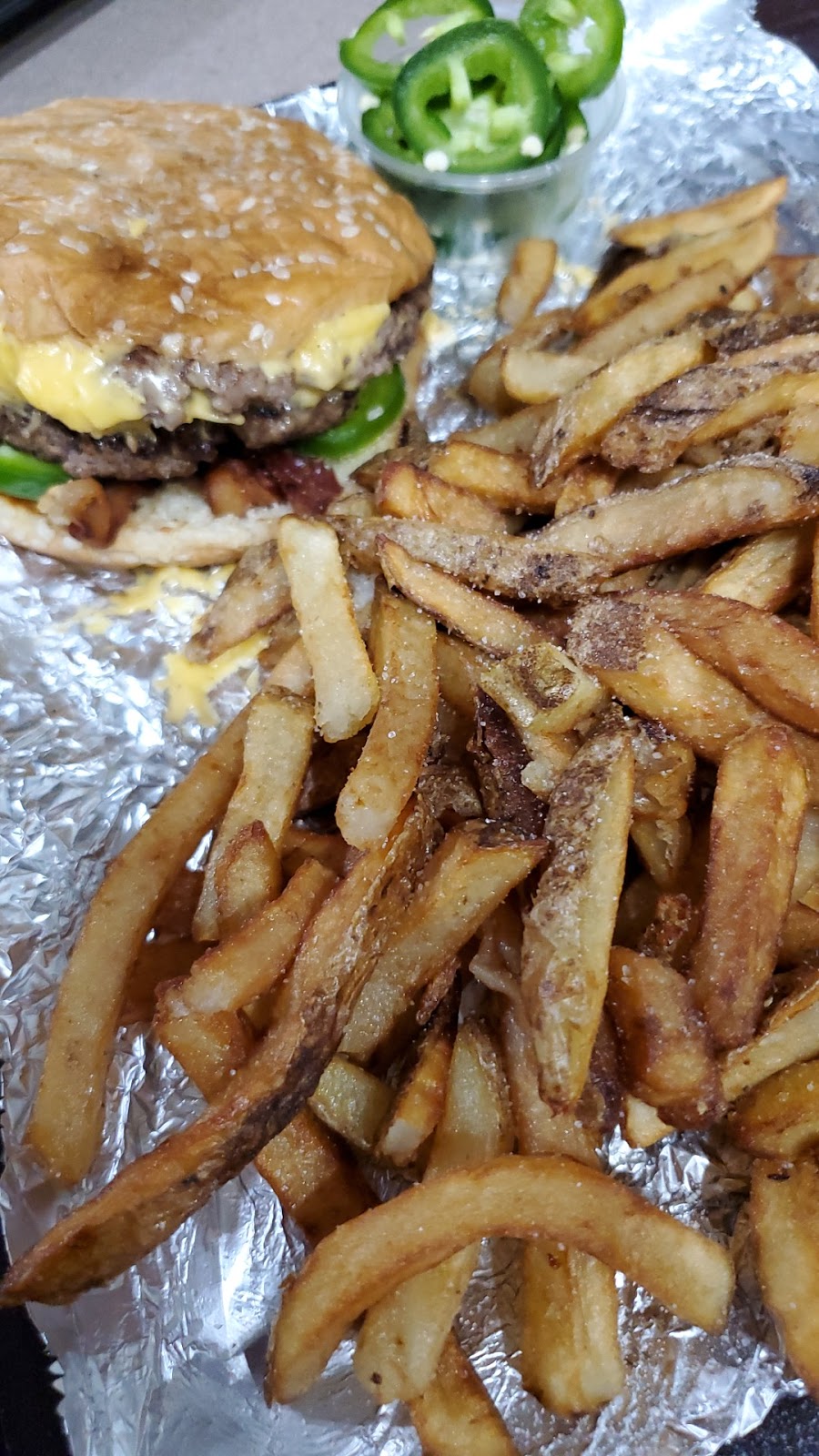 Five Guys | 1520 S 5th St #101, St Charles, MO 63303, USA | Phone: (636) 493-6017