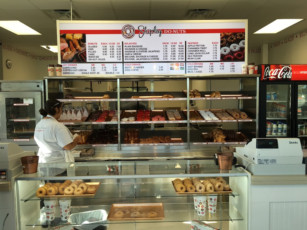 Shipley Do-Nuts | 11300 US-290 #100, Manor, TX 78653, USA | Phone: (512) 953-5499