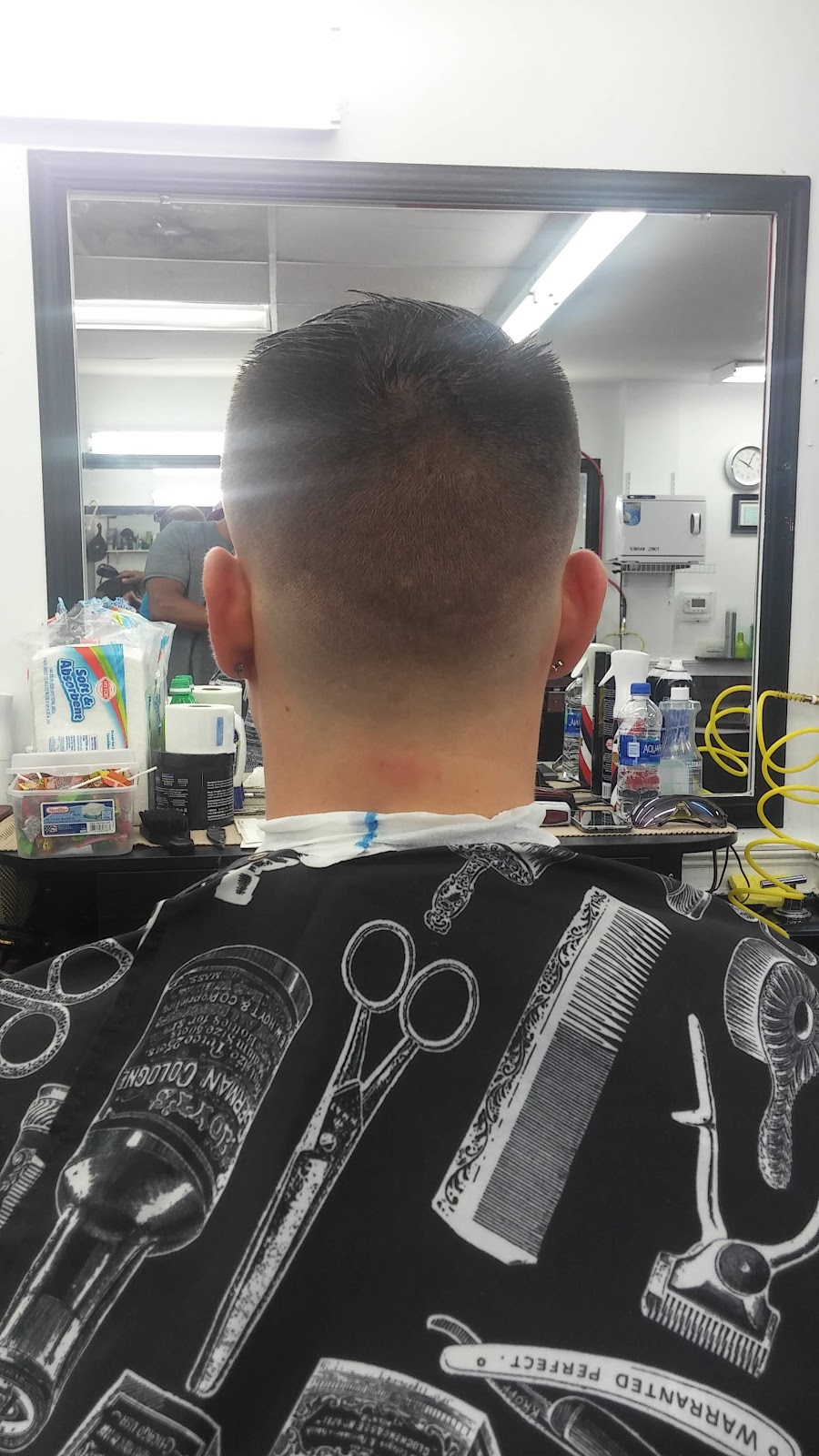 Dominican Straight Razor Cutz #1 | 5440 Atlantic Springs Rd #106, Raleigh, NC 27616, USA | Phone: (919) 977-6904