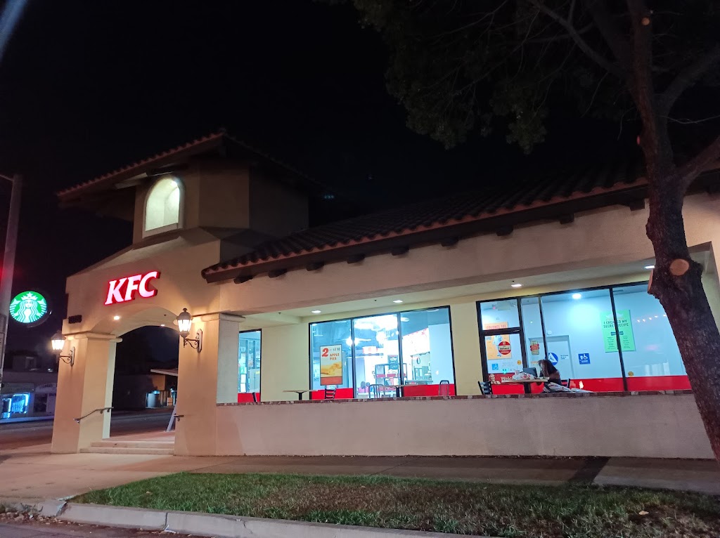 KFC | 1318 Huntington Dr, S Pasadena, CA 91030, USA | Phone: (323) 255-1800