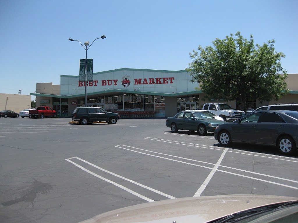 Best Buy Market IGA | 1135 W Bush St, Lemoore, CA 93245, USA | Phone: (559) 924-5623