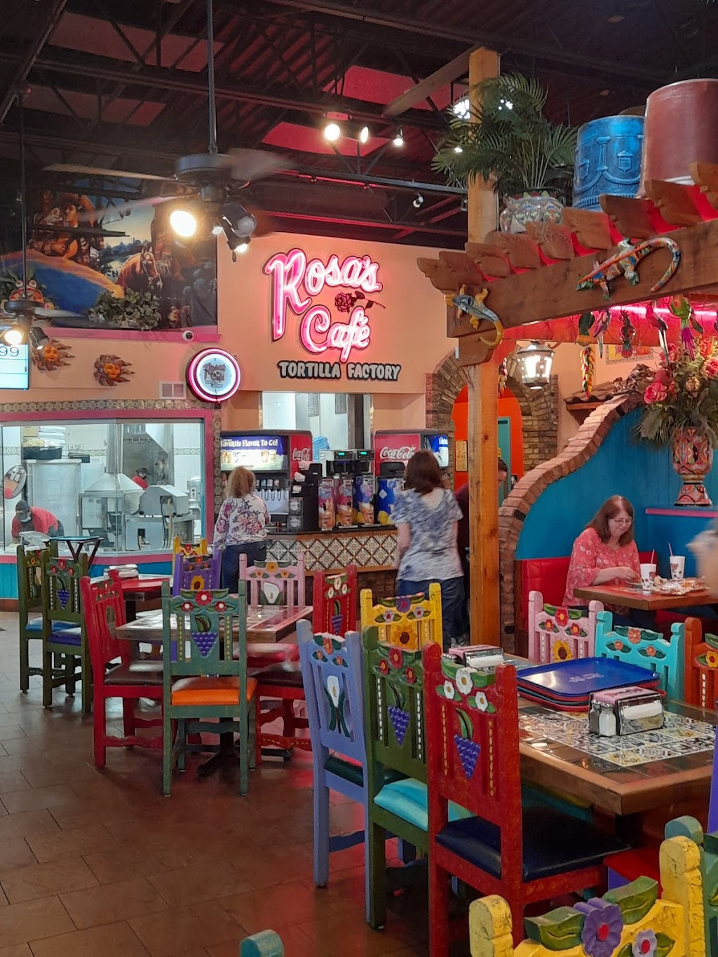 Rosas Café & Tortilla Factory | 2711 TX-121, Euless, TX 76039, USA | Phone: (817) 283-4600