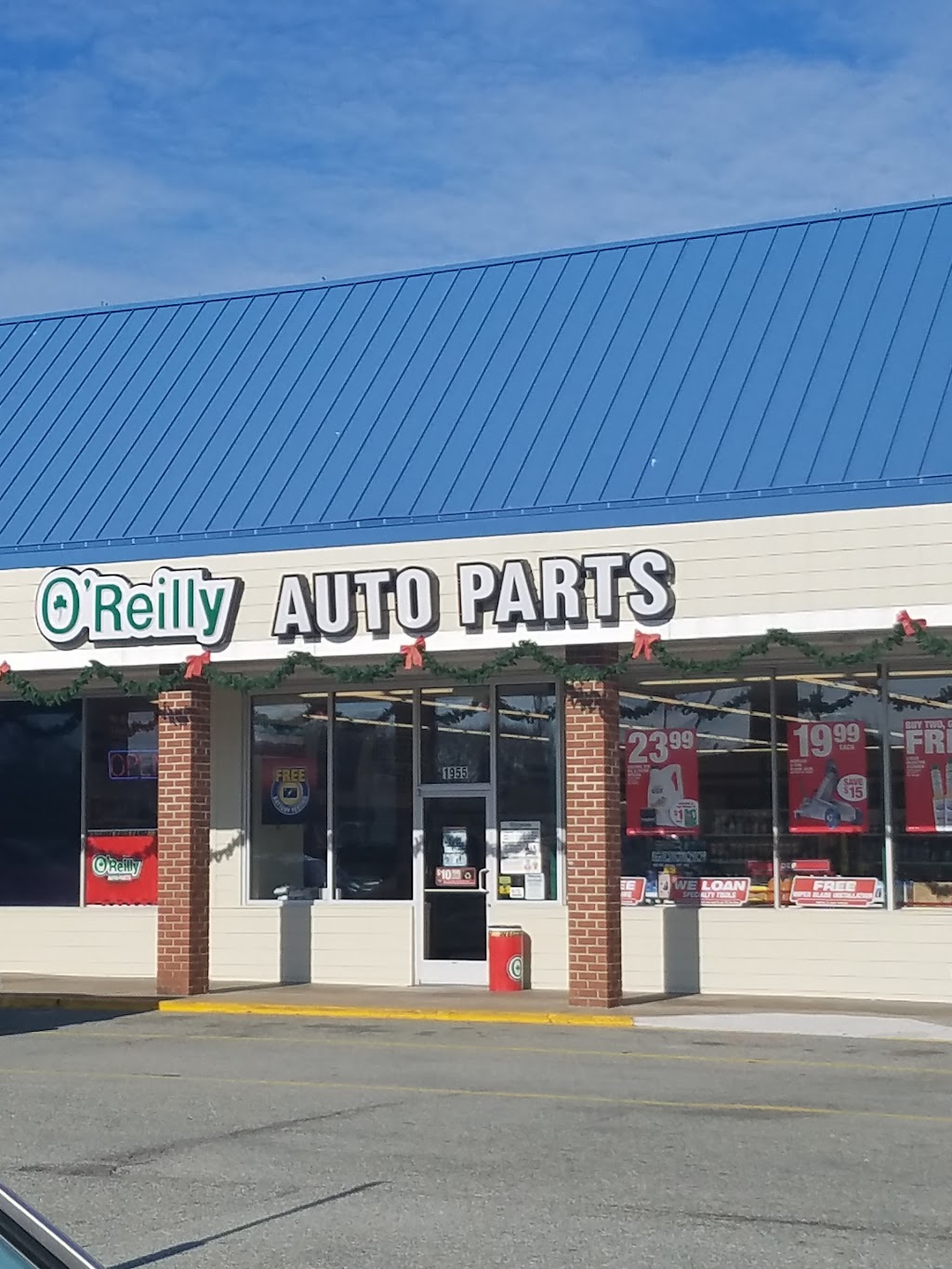 OReilly Auto Parts | 1955 E Pembroke Ave, Hampton, VA 23663, USA | Phone: (757) 722-5979