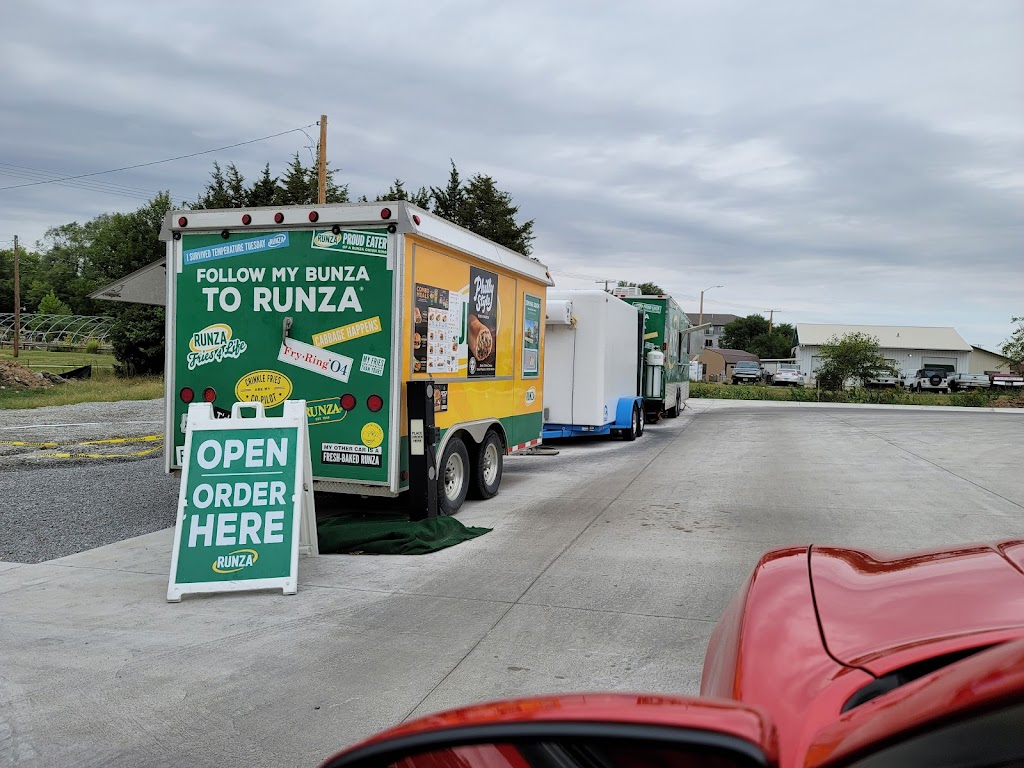 Runza Restaurant | 1119 N 6th St, Beatrice, NE 68310, USA | Phone: (402) 223-3656