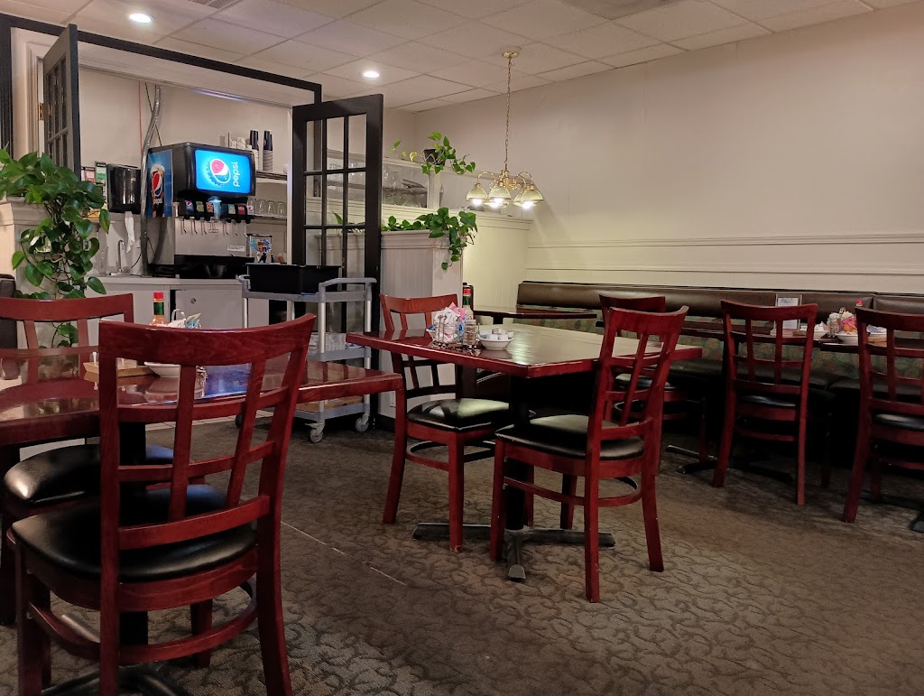 Columbia Inn Restaurant | 698 NE Frontage Rd, Kalama, WA 98625, USA | Phone: (360) 673-7600