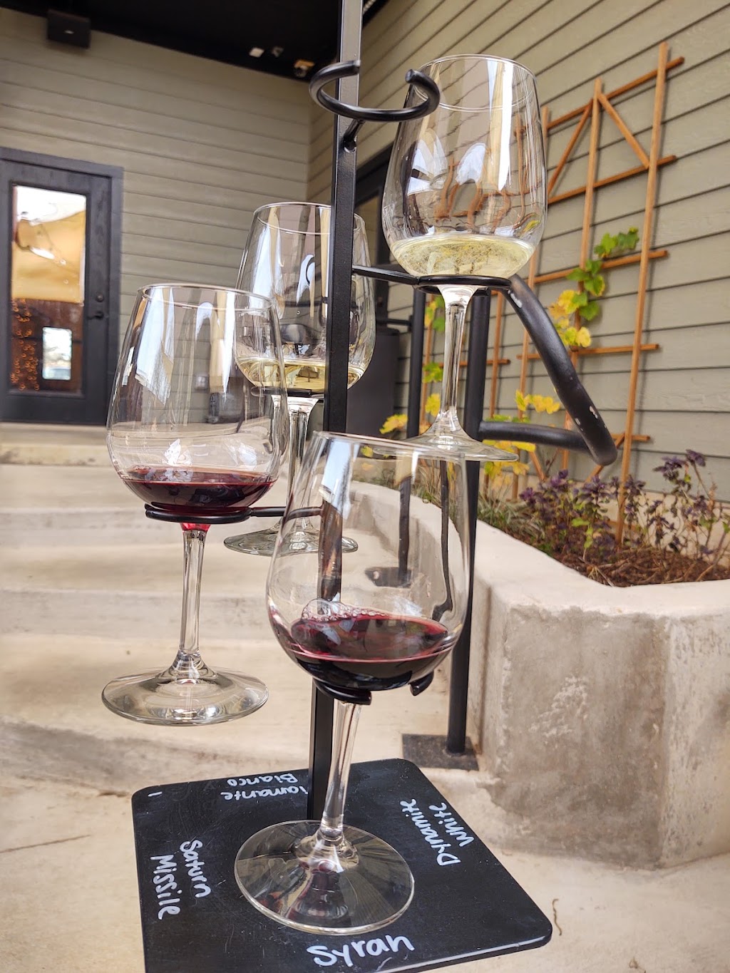 Firelight Vineyards | 103 N Lee St, Valley View, TX 76272, USA | Phone: (940) 726-1024