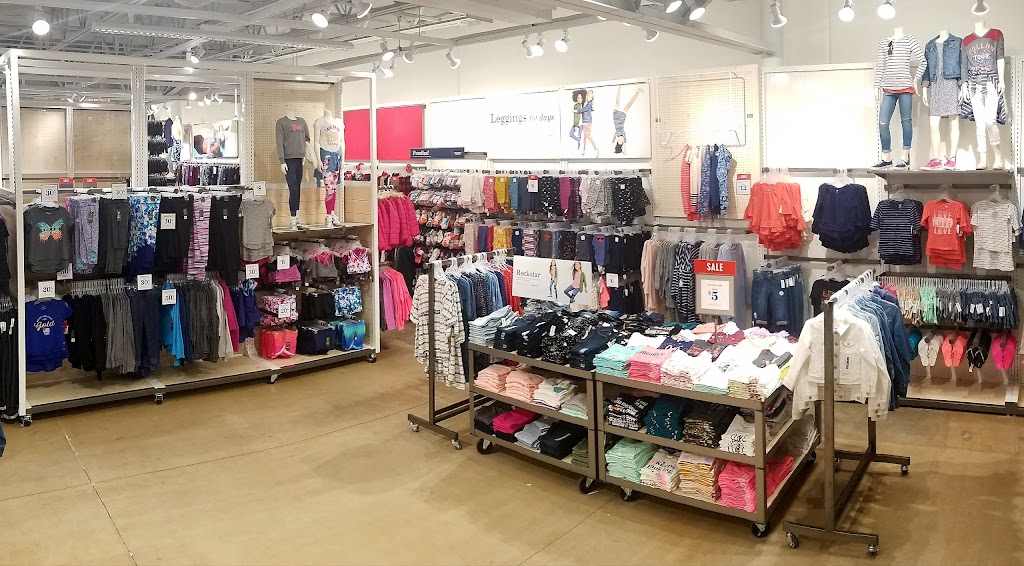 Old Navy | 12209 Fair Lakes Promenade Dr, Fairfax, VA 22033, USA | Phone: (703) 934-8170