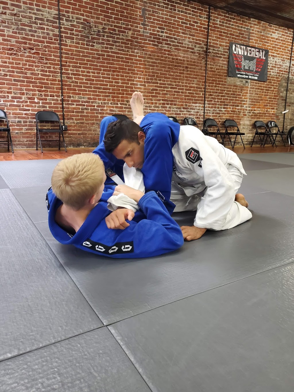 Universal Jiu Jitsu | 217 NE 4th Ave, Camas, WA 98607, USA | Phone: (360) 210-4588