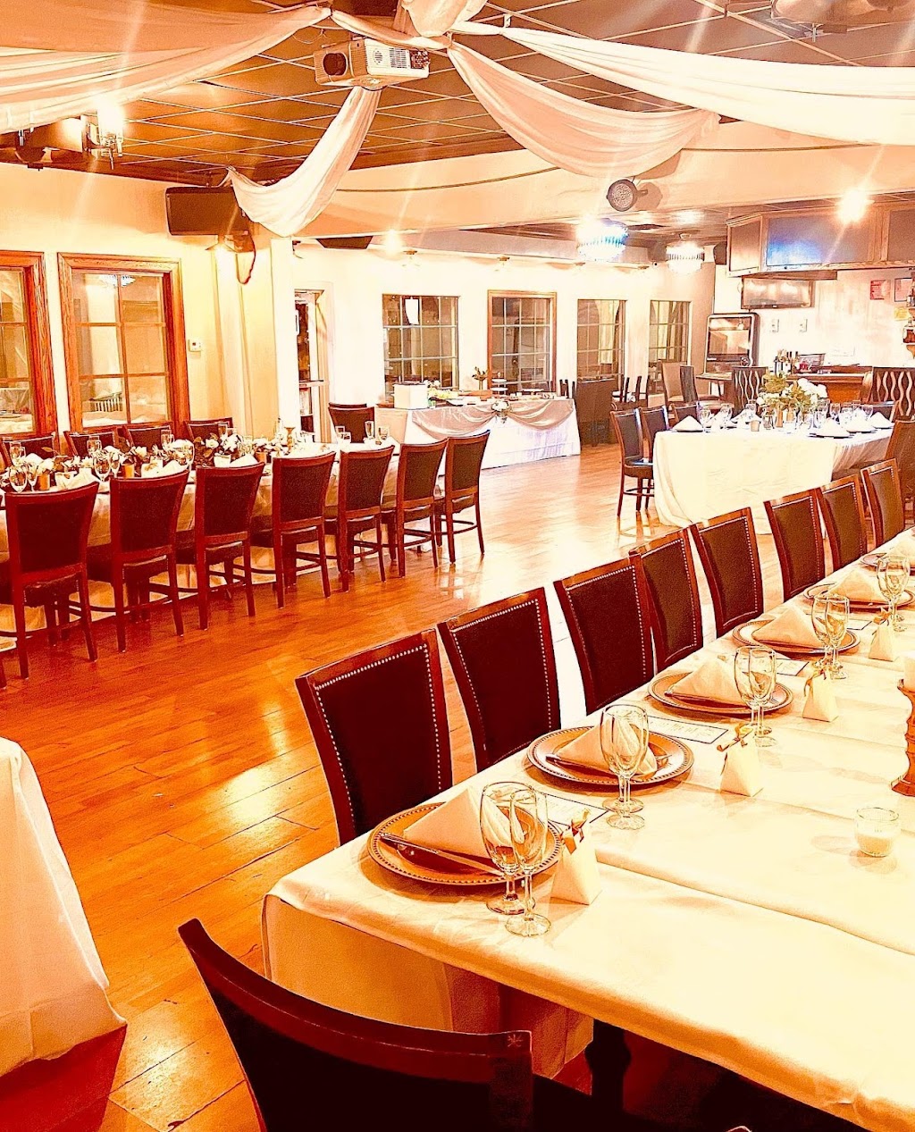 Topo’s Restaurant Bar & Banquet Facility | 12598 Central Ave STE 116, Chino, CA 91710, USA | Phone: (909) 590-2042