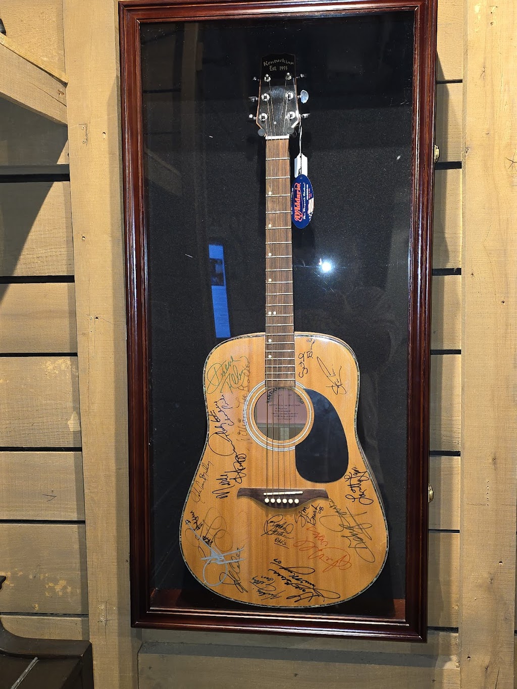 Mt. Vernon - Rockcastle Tourist Commission | 2590 Richmond St, Mt Vernon, KY 40456, USA | Phone: (606) 256-9814