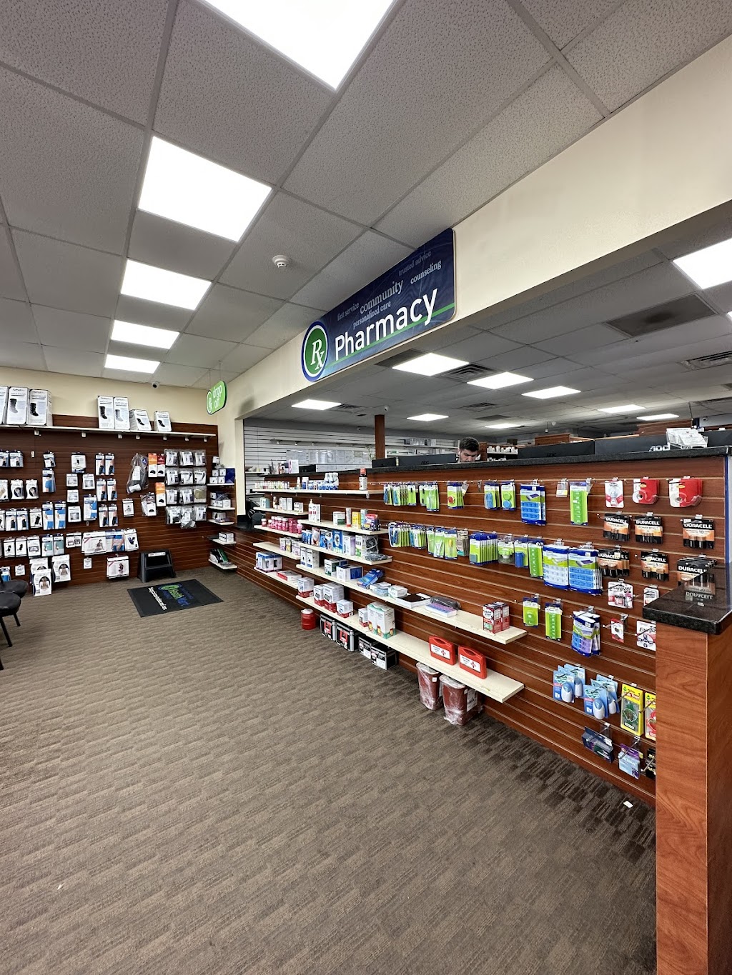 Farmington Drugs and Medical Supplies Pharmacy - Livonia | 20434 Farmington Rd, Livonia, MI 48152, USA | Phone: (248) 478-3922