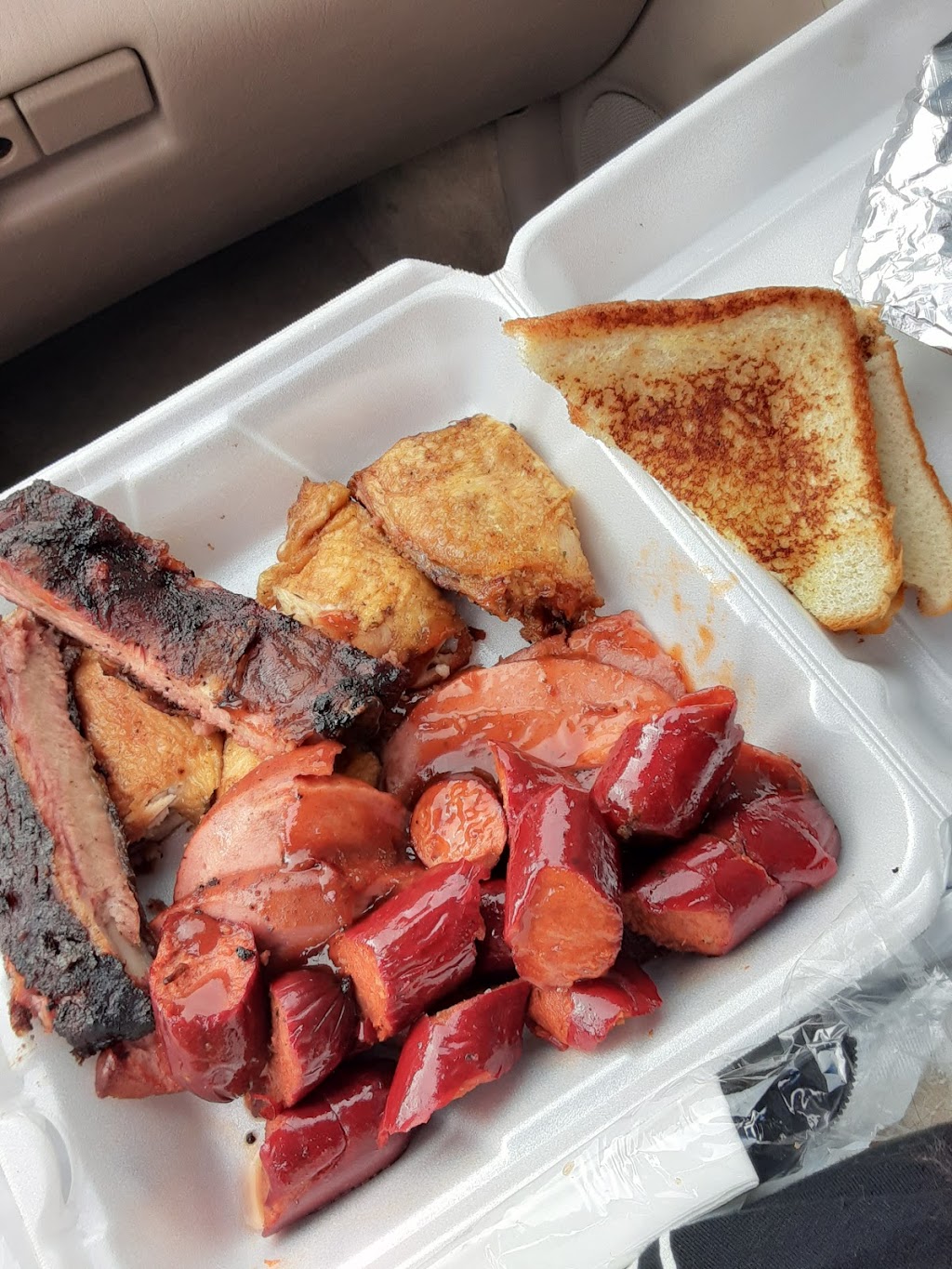 Leos BBQ | 3631 N Kelley Ave, Oklahoma City, OK 73111 | Phone: (405) 424-5367