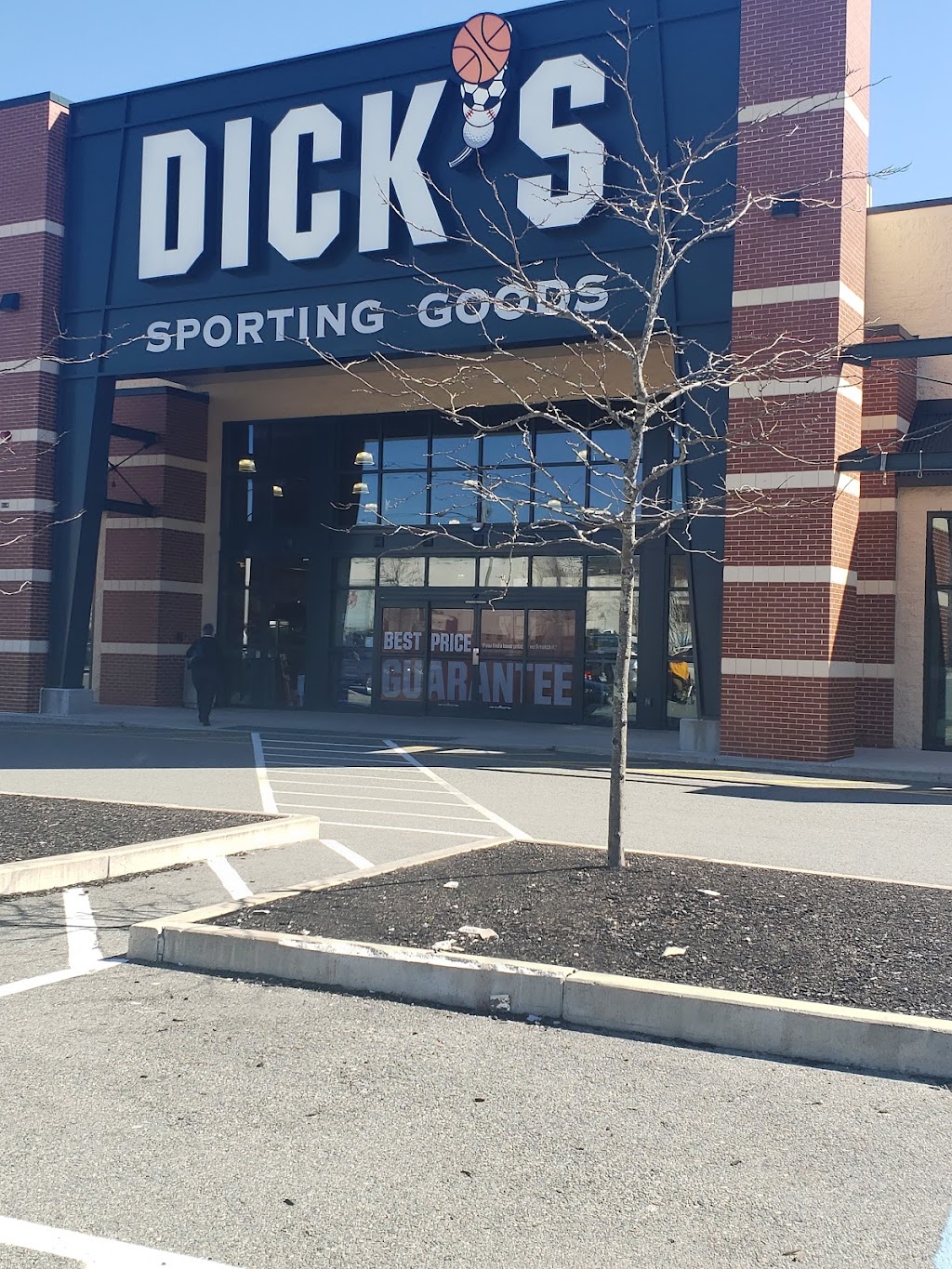 DICKS Sporting Goods | 1803 Washington St, Hanover, MA 02339, USA | Phone: (781) 826-9282