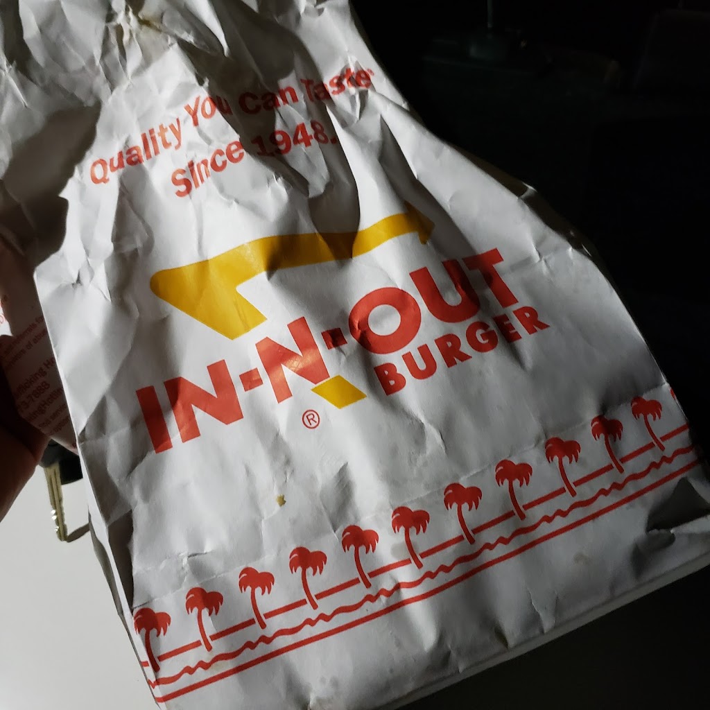 In-N-Out Burger | 988 E Alosta Ave, Azusa, CA 91702, USA | Phone: (800) 786-1000