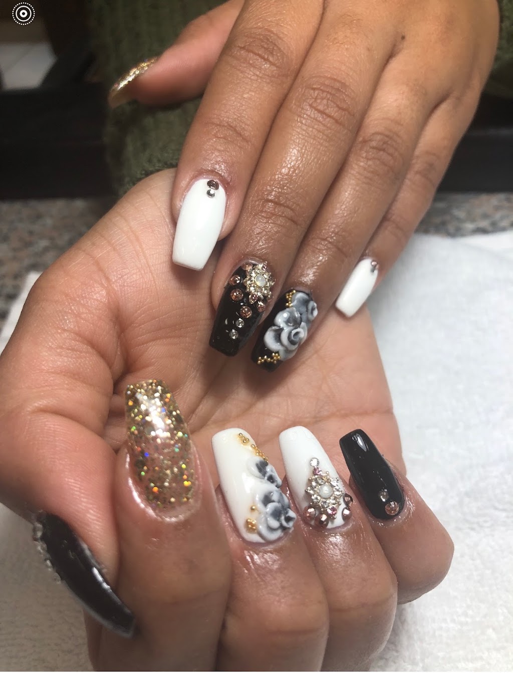 Queen Bee Nails & Spa | 2251 Claribel Rd # F, Riverbank, CA 95367, USA | Phone: (209) 863-9200