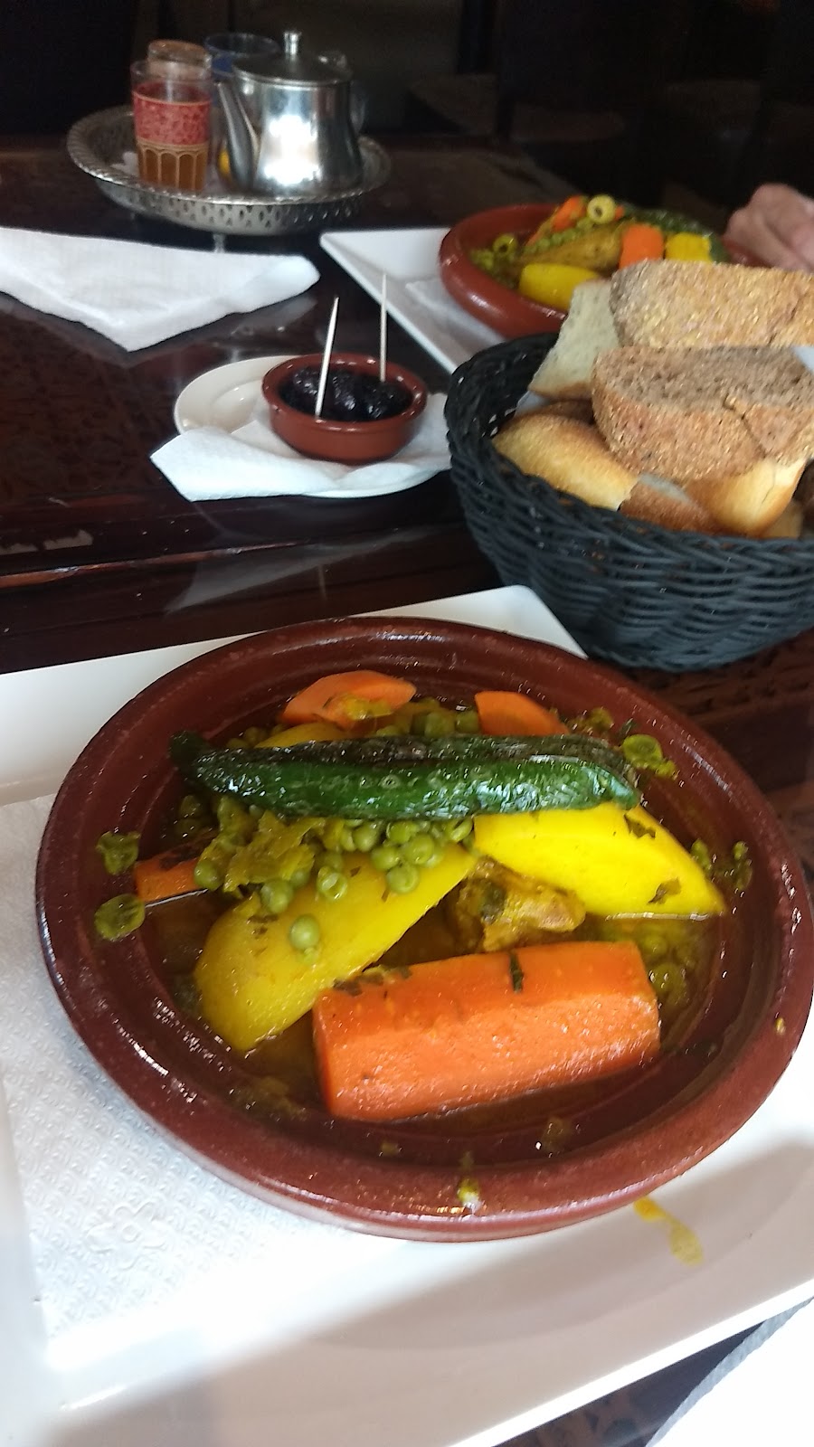 Restaurant Du Maroc | Comeniusstraat 513, 1065 BX Amsterdam, Netherlands | Phone: 020 617 3408