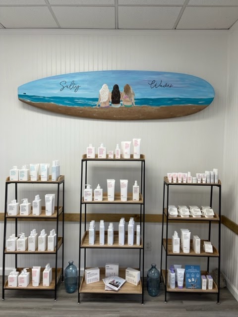 Salty Waves Hair Salon | 102 Marsh Harbour Pkwy suite 101, Kingsland, GA 31548 | Phone: (912) 540-5741