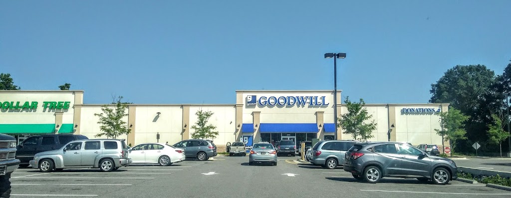 Goodwill Retail Store and Donation Center | 3153 Solomons Island Road, Edgewater, MD 21037, USA | Phone: (410) 956-4159