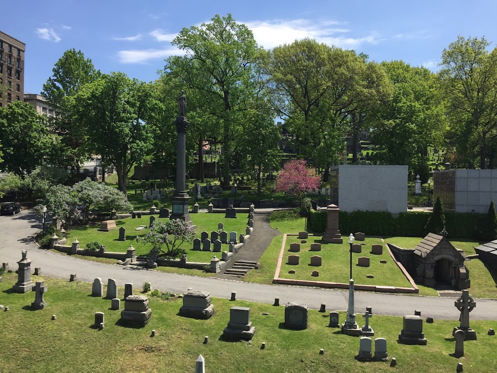 Trinity Church Cemetery and Mausoleum | 770 Riverside Dr, New York, NY 10032, USA | Phone: (212) 368-1600