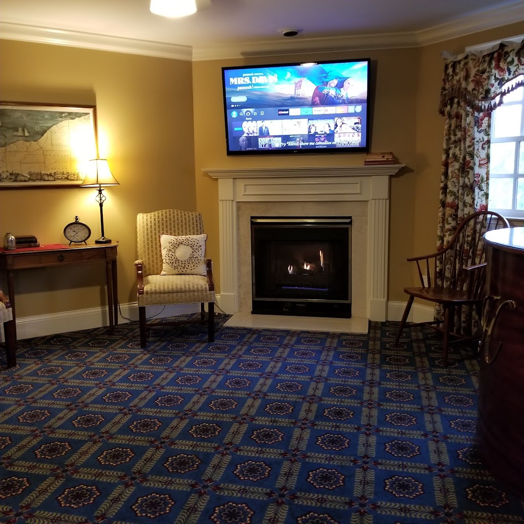 The Hiram Inn | 6867 Wakefield Rd, Hiram, OH 44234, USA | Phone: (330) 569-6000