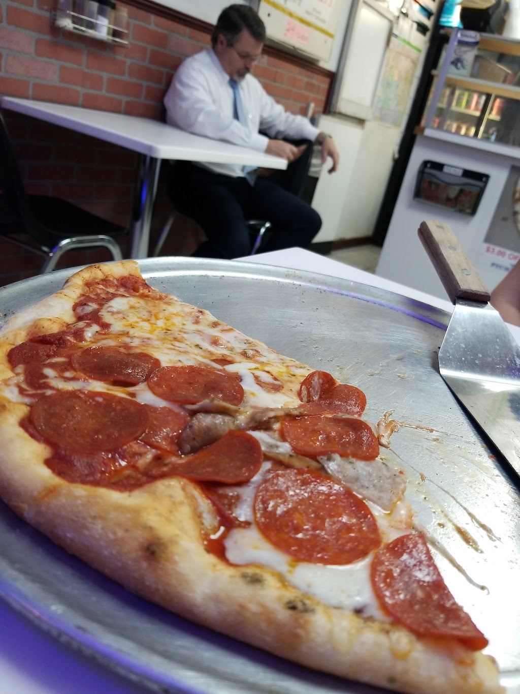 Giant Pizza | 7019 Taft St, Hollywood, FL 33024, USA | Phone: (954) 963-2273