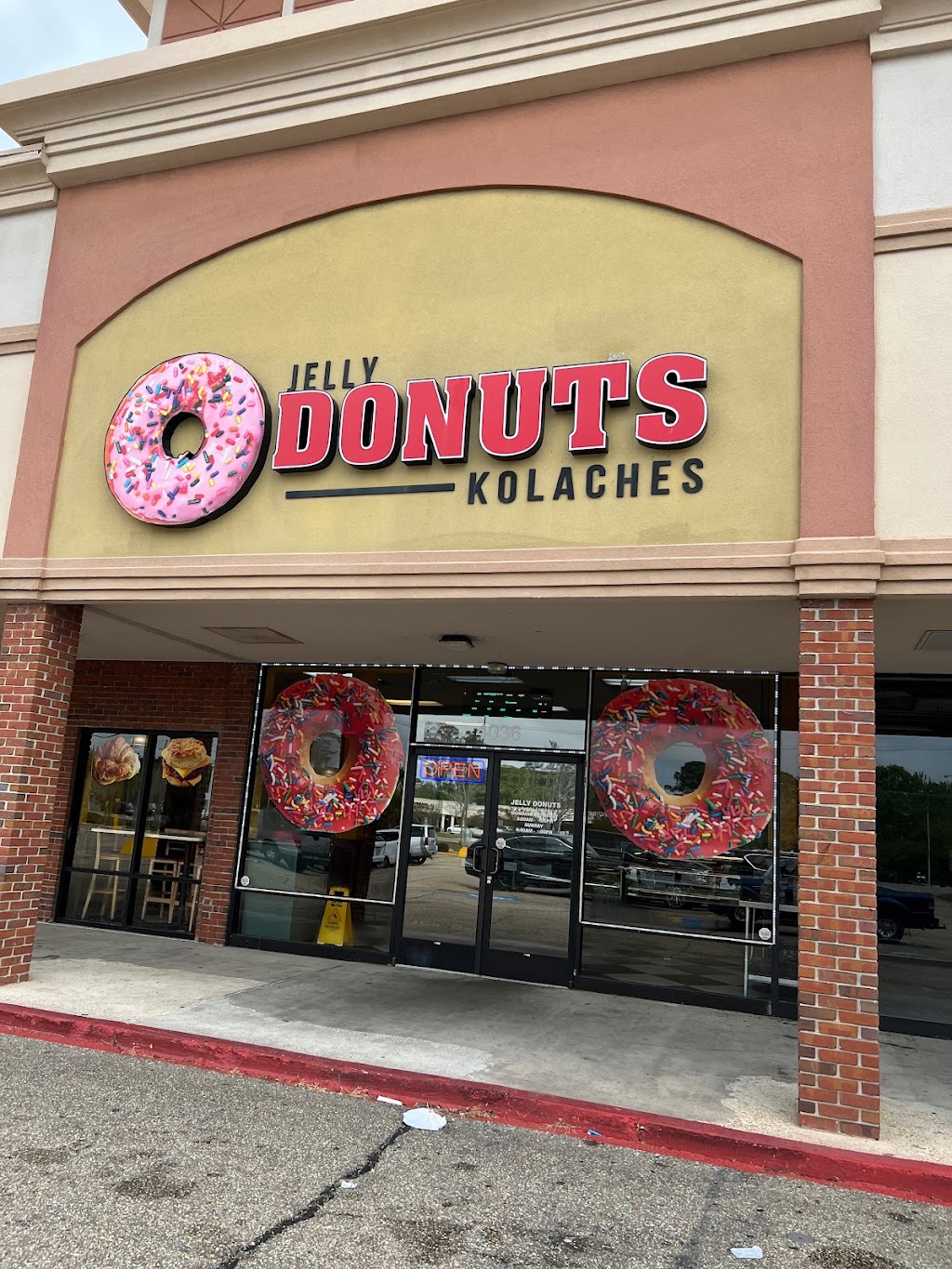 Jelly Donuts and Kolaches of Slidell | 4036 Pontchartrain Dr, Slidell, LA 70458, USA | Phone: (985) 201-7598