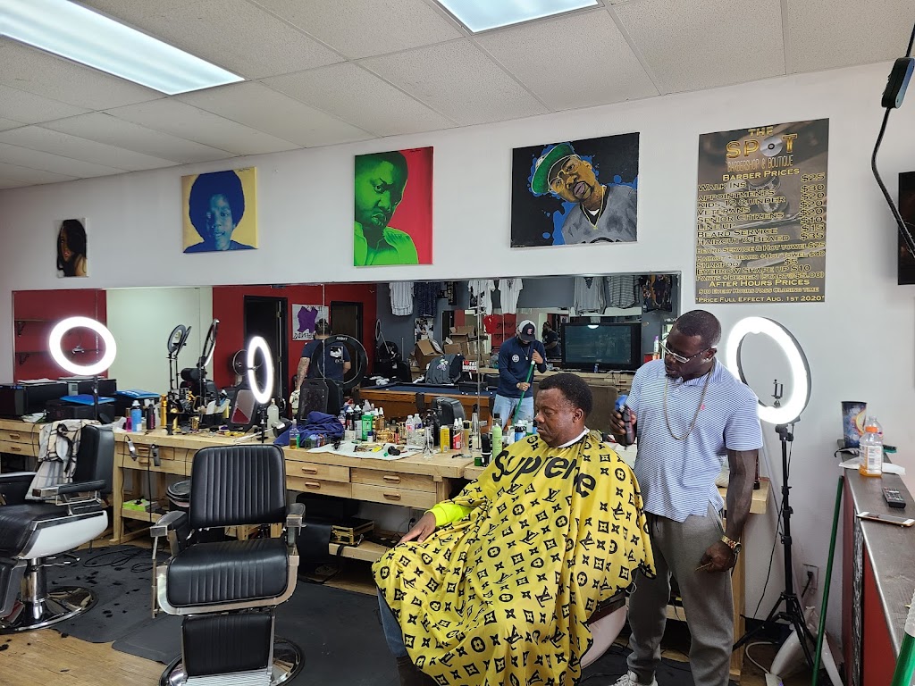 The Spot barbershop | 1304 Hopkins St, San Marcos, TX 78666, USA | Phone: (512) 667-6010